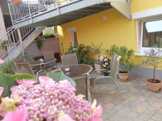 Ferienwohnung PUNKT, 5 Gehminuten vom Europa-Park