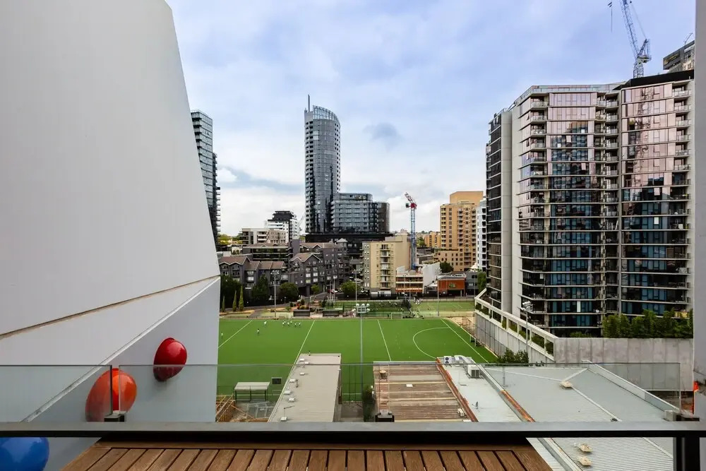 Sky 1 BDR South Yarra Apartment