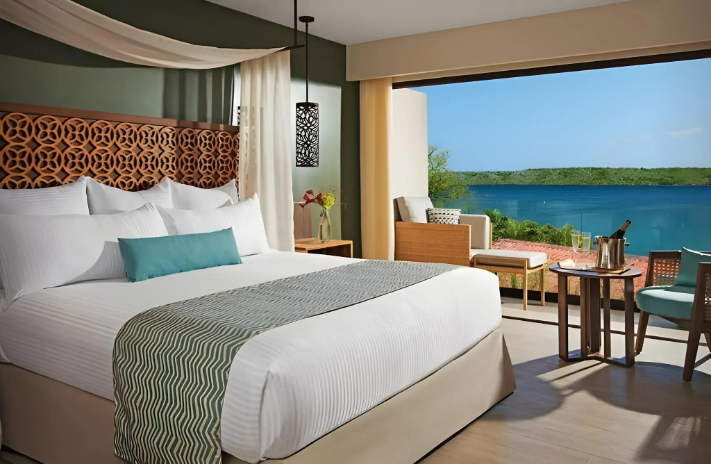 Secrets Papagayo All Inclusive