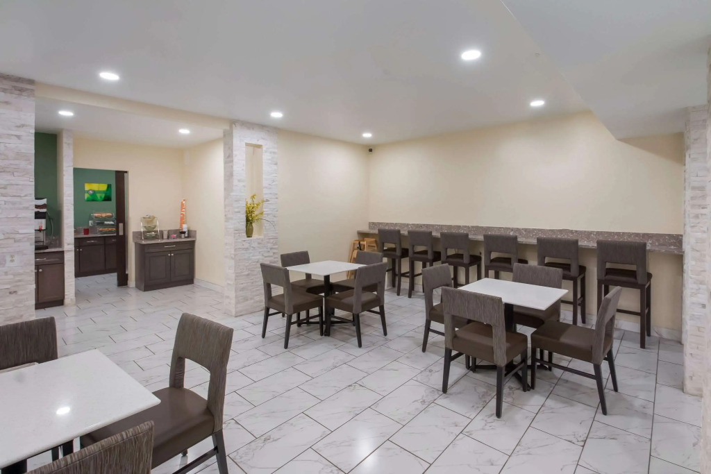 Quality Inn & Suites Salt Lake City Airport West