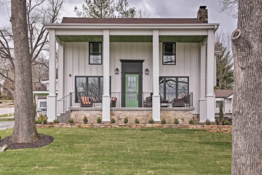Walk to Branson Landing! Dtwn Home w/ Pool Access