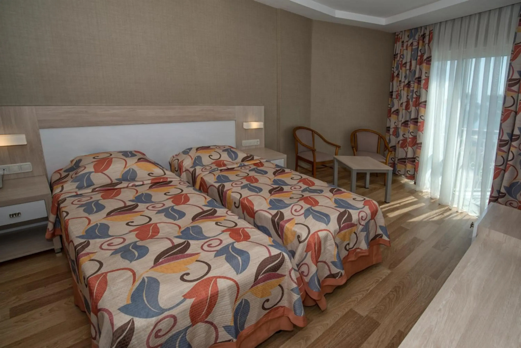 Riviera Hotel & Spa