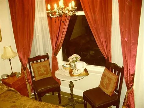 Airedale Guest House