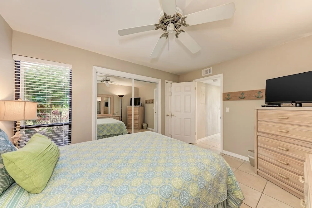Midnight Cove Ii 111f - Spectacular Vacation Rental! 2 Bedroom Condo