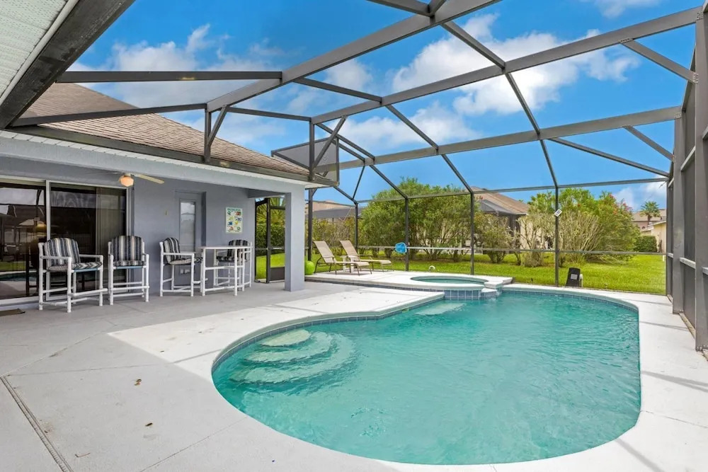 Stunning 4 bed Villa With South Facing Pool and spa With no Immediate Rear Neighbours - 370