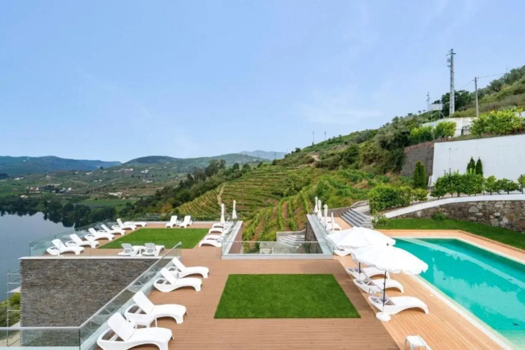 Delfim Douro Hotel