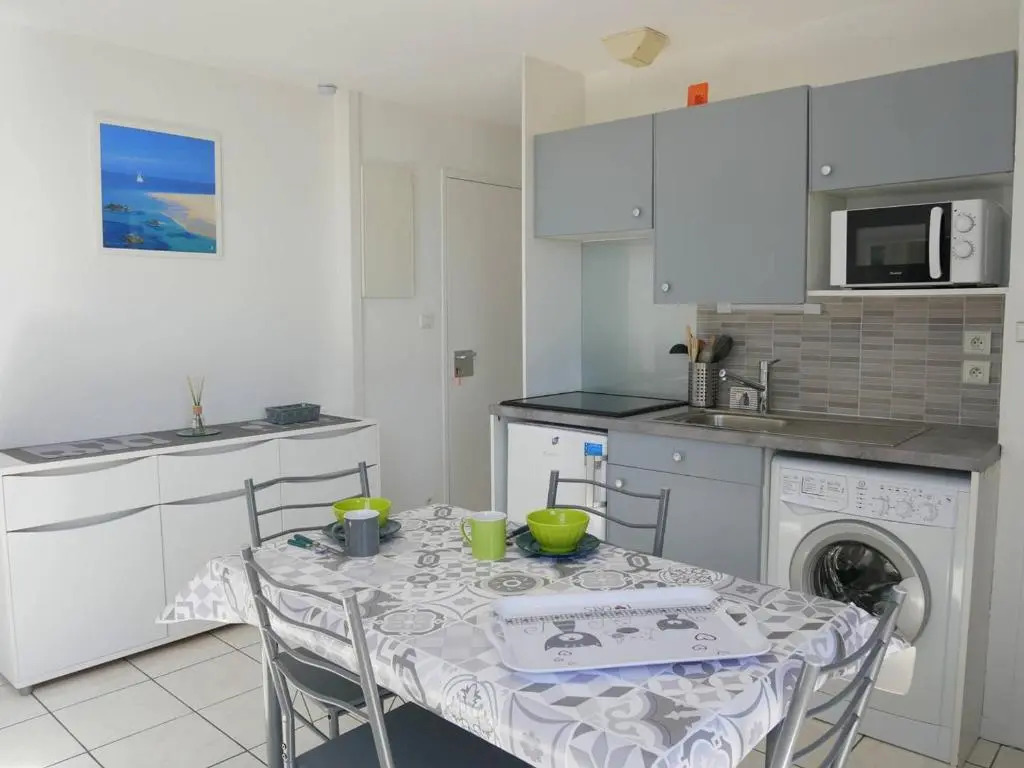 Appartement Carnac, 1 pièce, 2 personnes - FR-1-477-181