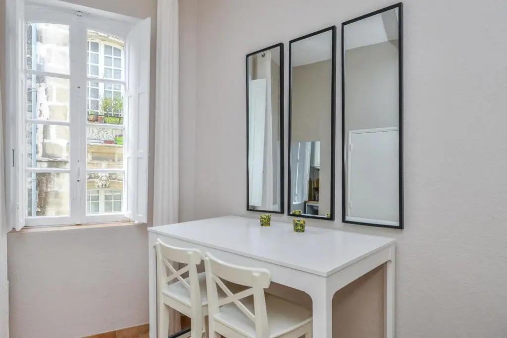 Comfortable studio apartment close to Avignon Bridge Welkeys