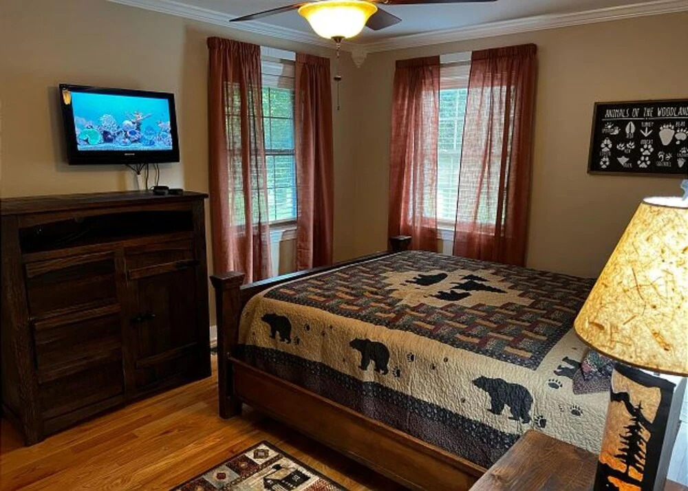 Smoky Mountain River Retreat #318
