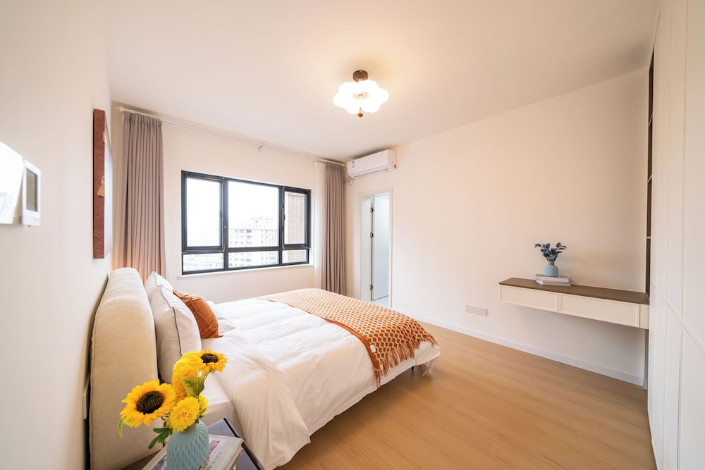 Tyms 3BR 2BA Apt  Gubei Fully Furnished