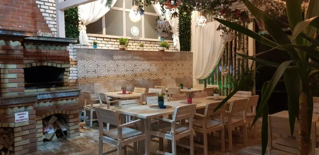 Camere de inchiriat KATALEYA