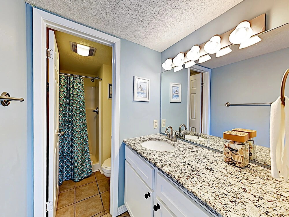 New Listing! Sugar Beach Oasis W/ 4 Pools & Tennis 2 Bedroom Condo
