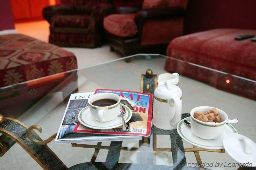 Grand Hotel