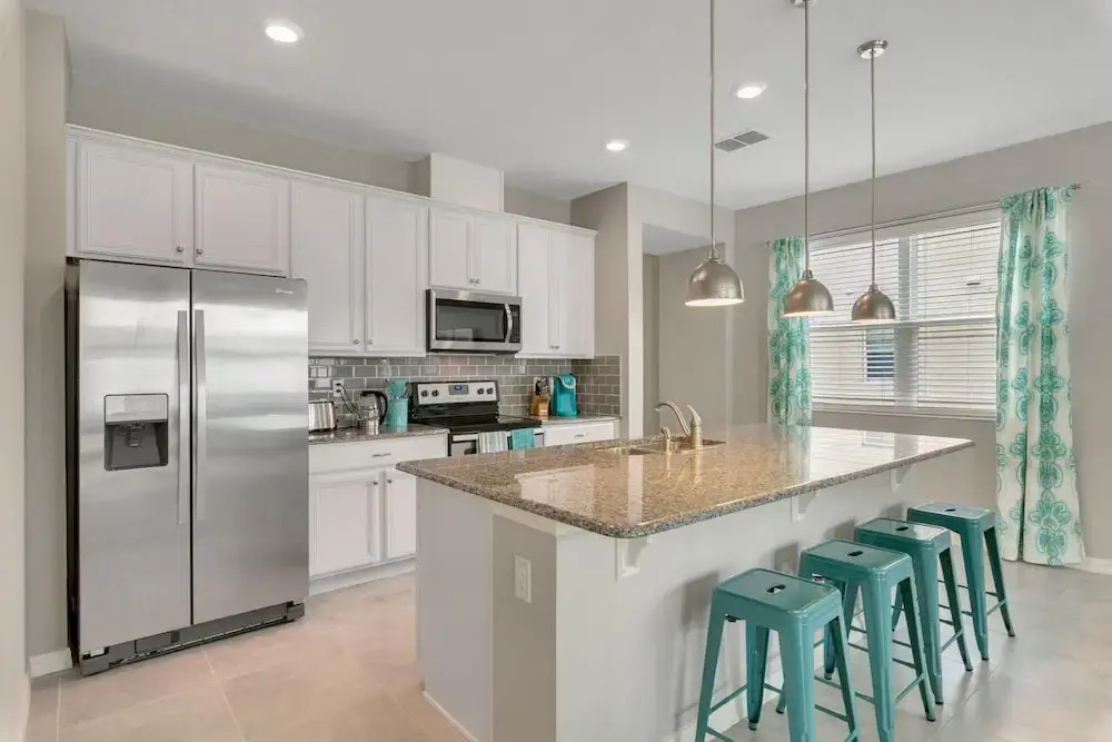 Family Friendly 4 Bedroom Close to Disney in Orlando Area 5116