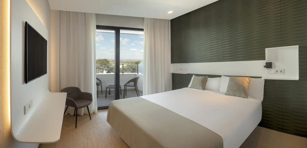AJ Gran Alacant by SH Hoteles