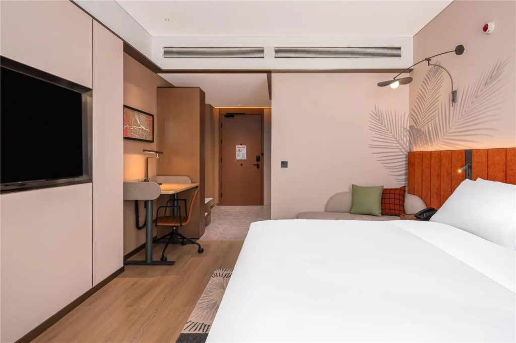 Hilton Garden Inn Xinyang East Railway Station