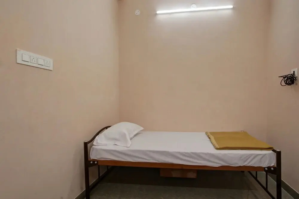 Sri Rugmani Residency by OYO Rooms