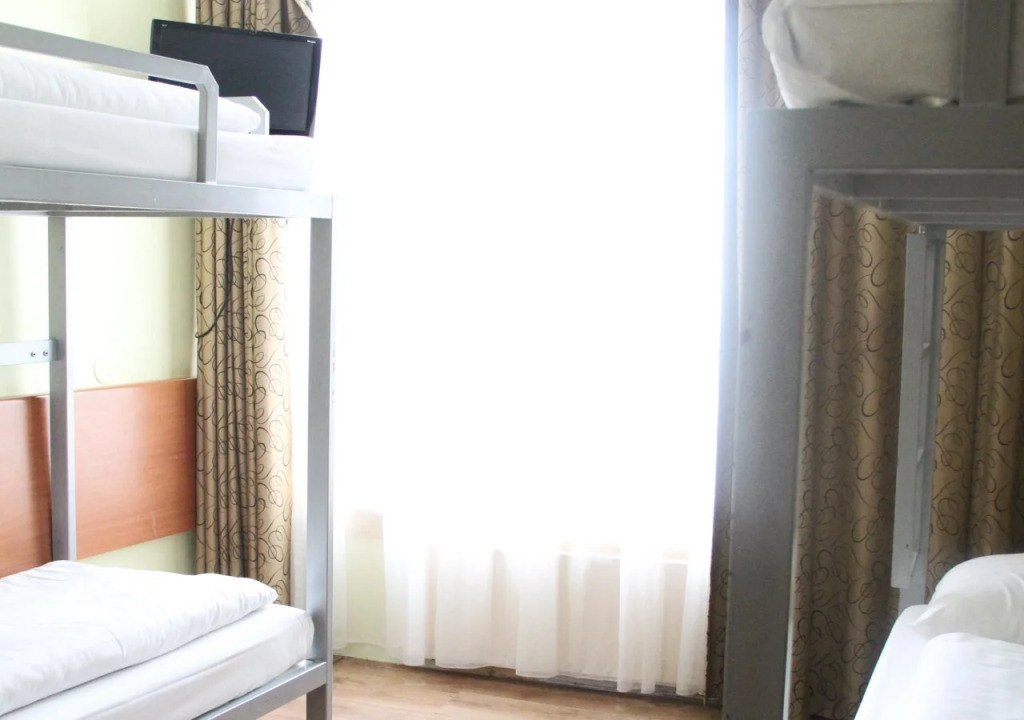 Dam Hotel