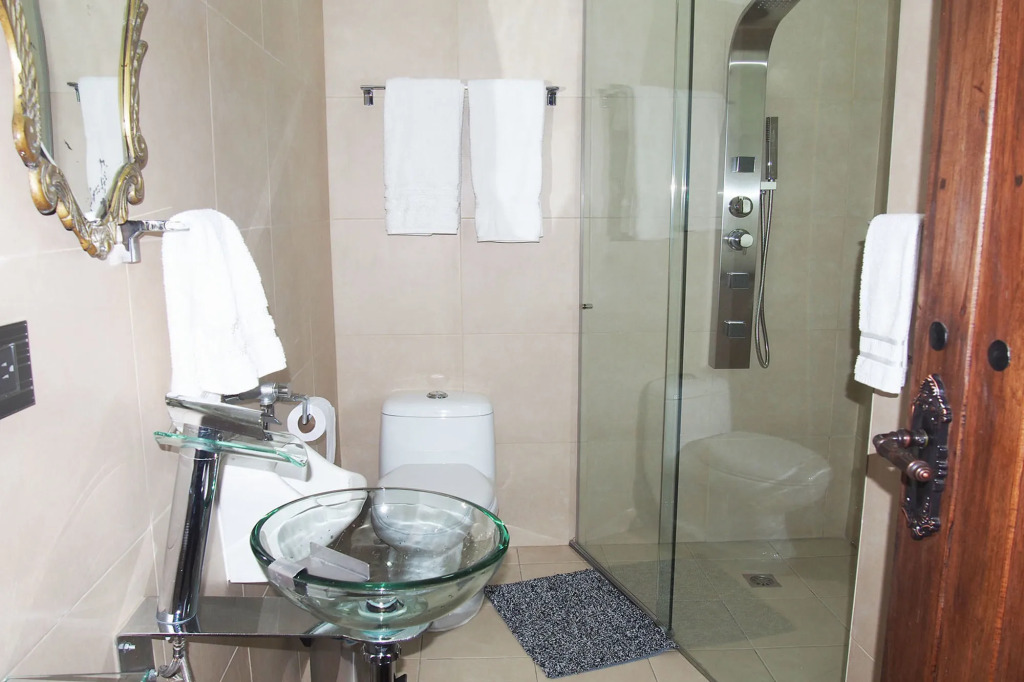Bogota Bed and Breakfast Inn