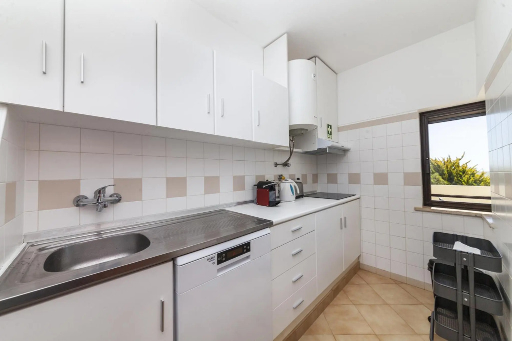 A08 - Magnolia Sea View Apartment