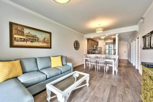 Bologna - renovated first floor 2BR condo in GreenLinks! Lake and golf views, resort pool, jacuzzi, gym and tennis access! Near Naples beaches, dining, shopping and Marco Island area, perfect for guests who value convenience, comfort and nature!