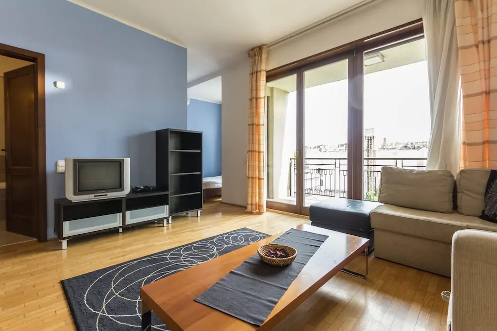 Club 99 Apartments