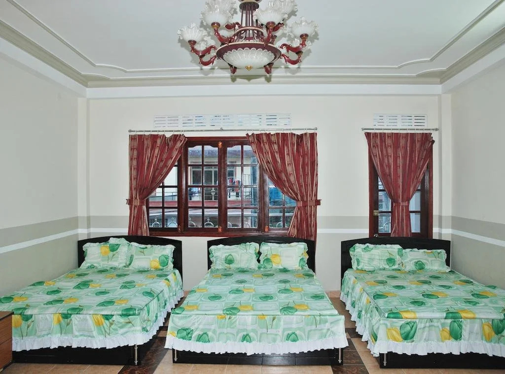 Phung Hong Hotel