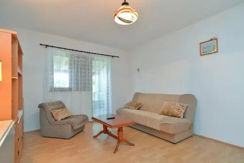 Apartment 1725