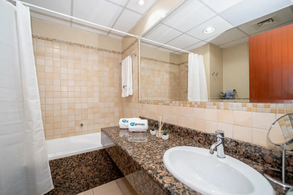 Deluxe apt. with skyviews in Sadaf close to JBR!