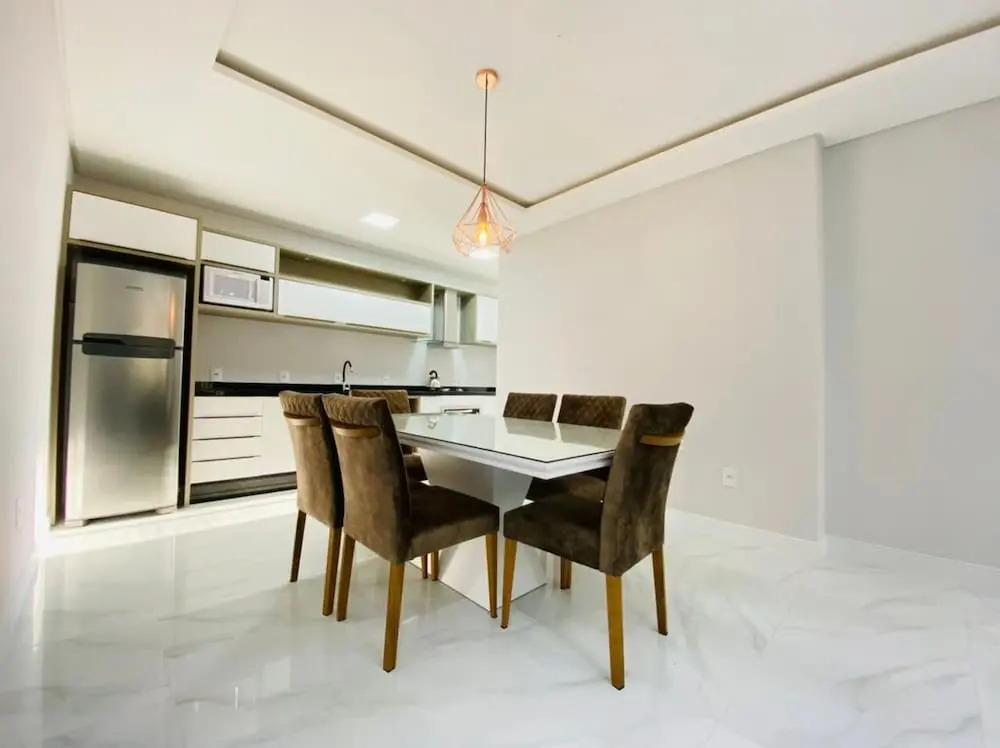 Apartamento 2 Quartos com Piscina 798