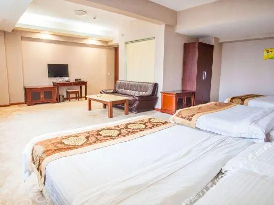 Yinhe Business Hotel
