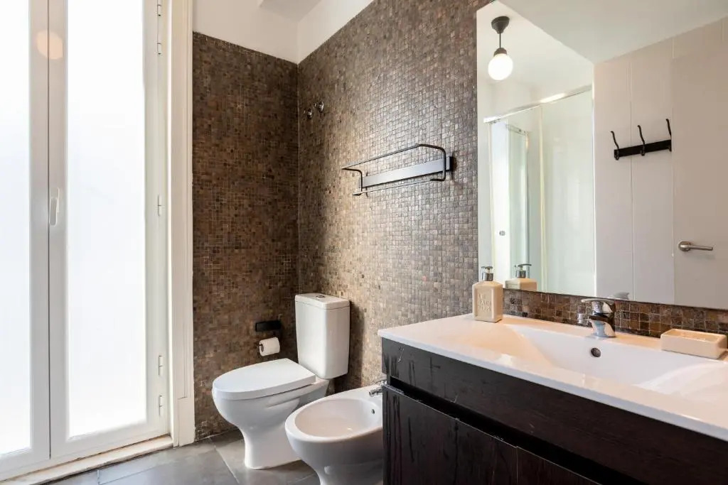 Bright Apartment with Two Bedrooms - BP31