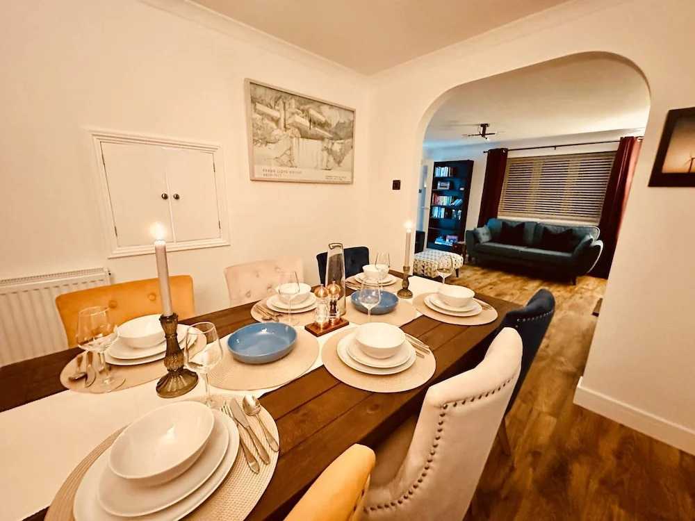 House, Pentire, Newquay, Near Beaches With Parking