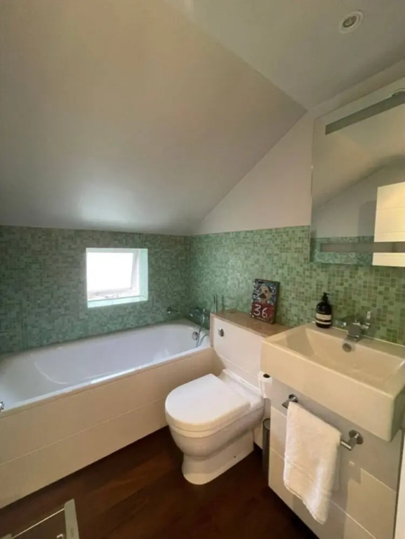 Secluded & Serene 3BD Family Home - Wandsworth!