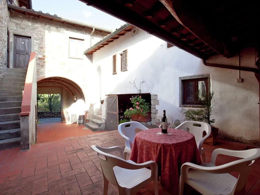 Pleasant Apartment with Swimming Pool,Garden,BBQ, Parking