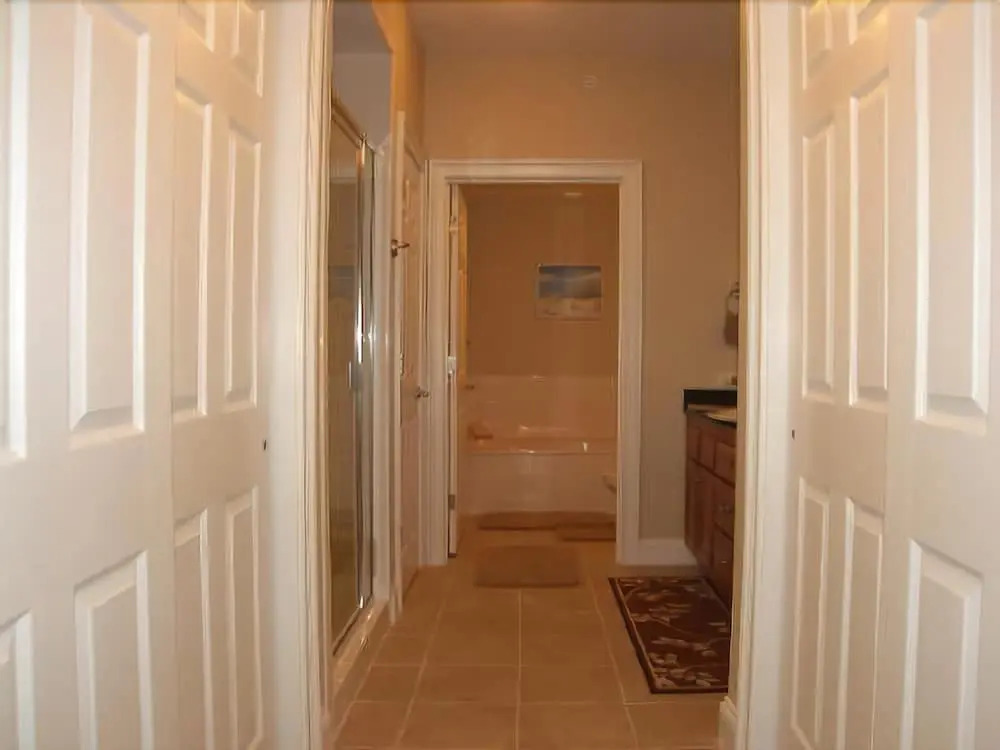 Paradise Shores 105