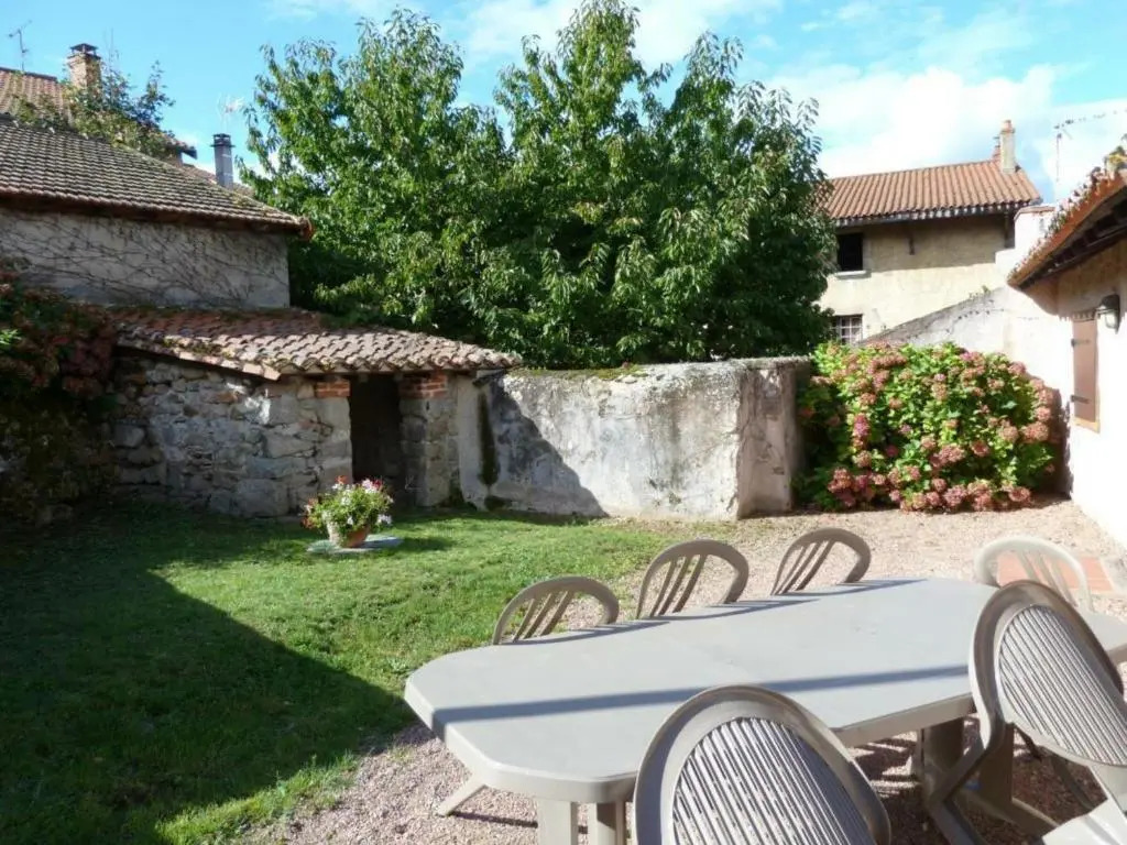 Gîte Le Crozet, 3 pièces, 4 personnes - FR-1-496-169