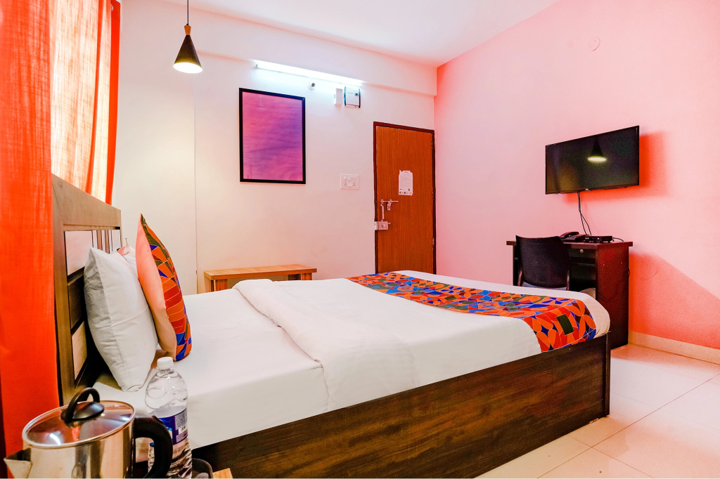FabHotel Elegant Stay
