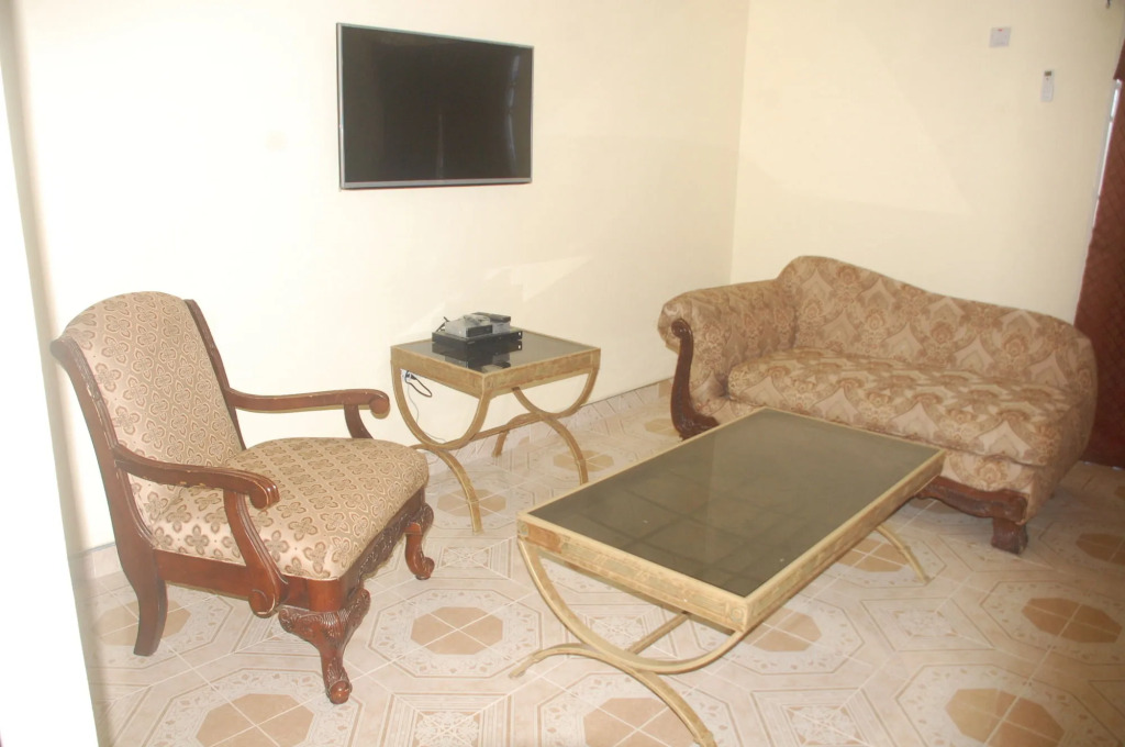 Home Away Suites