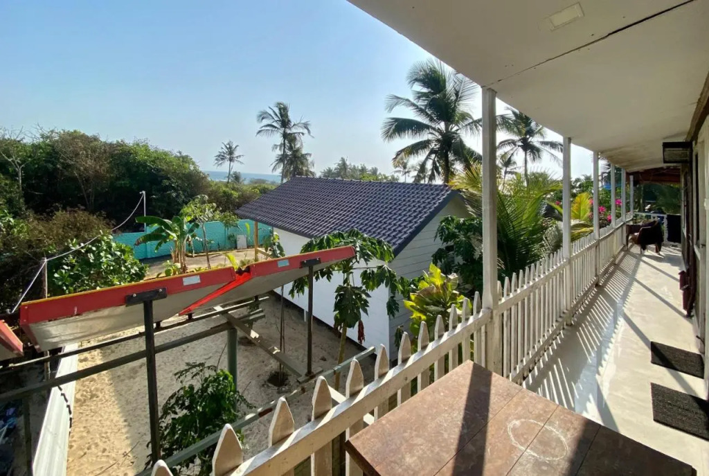 Pele's Fisherman Village