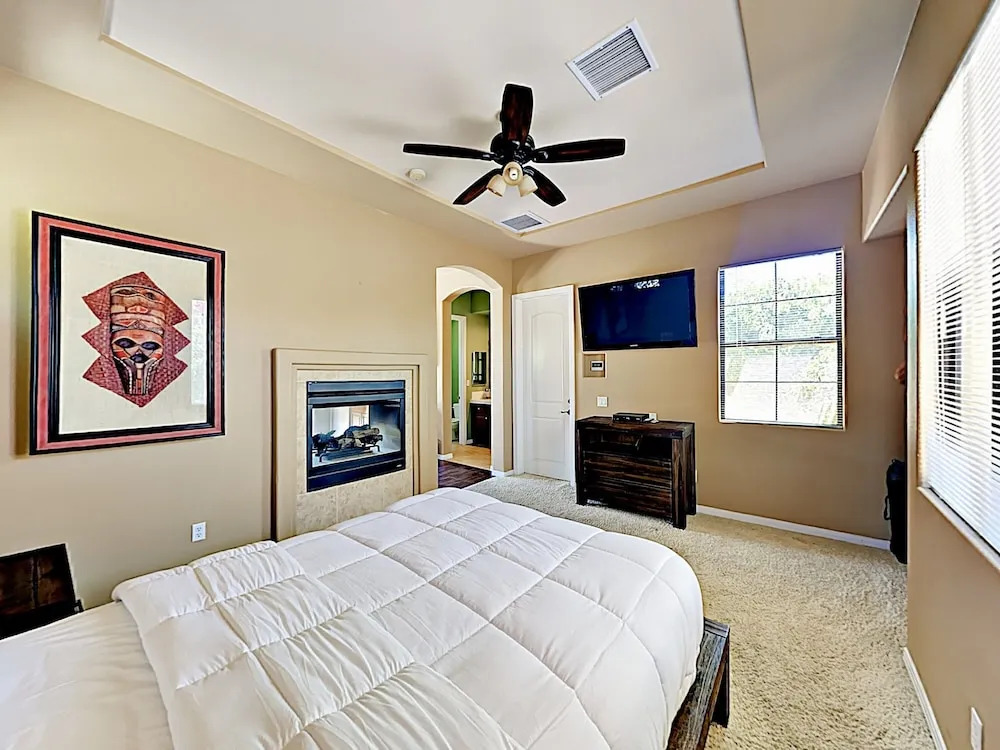 48603 Renewal St Home 4 Bedrooms 3.5 Bathrooms Home
