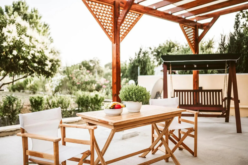 Potamos Apartments