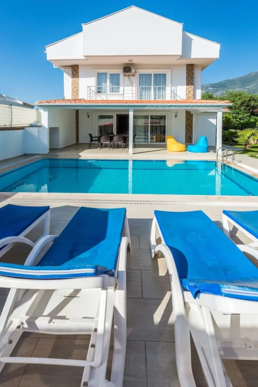 Villa Karanfil