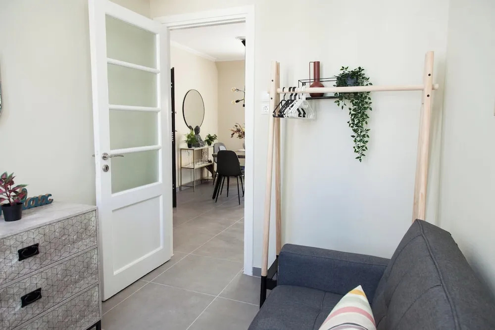 Brand New Modern apt in Central Athens