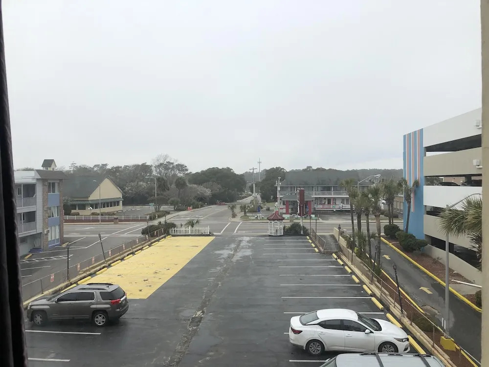 Gazebo Inn Oceanfront