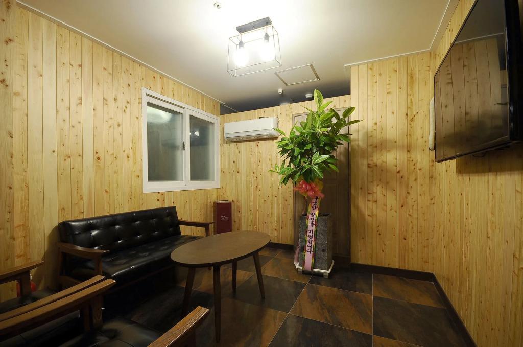 Hotel WEP Gimhae