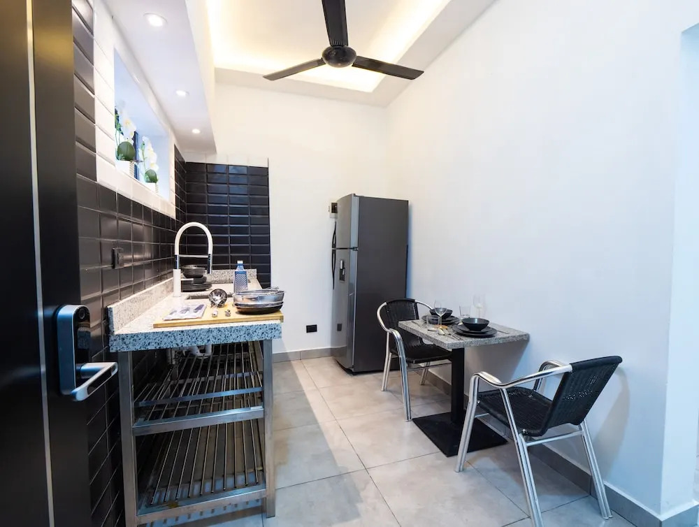 Instyle Residences at Rizz Suites