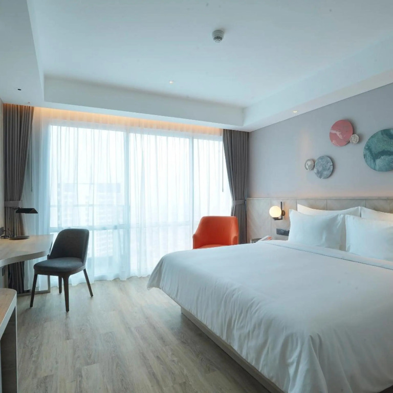 HARRIS Suites Puri Mansion Jakarta