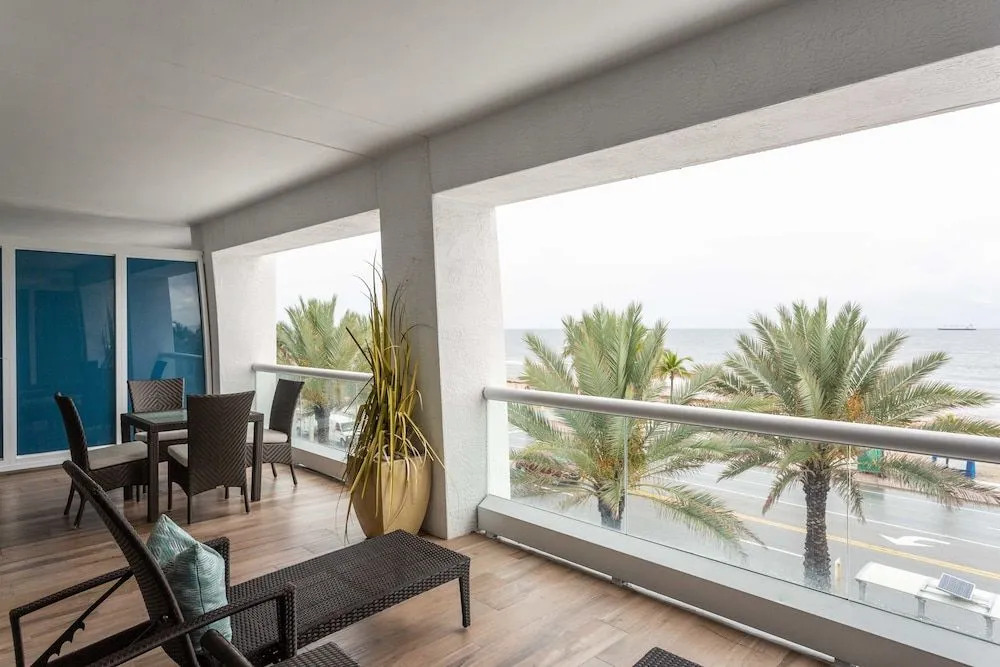 Luxury Fort Lauderdale Beach Resort