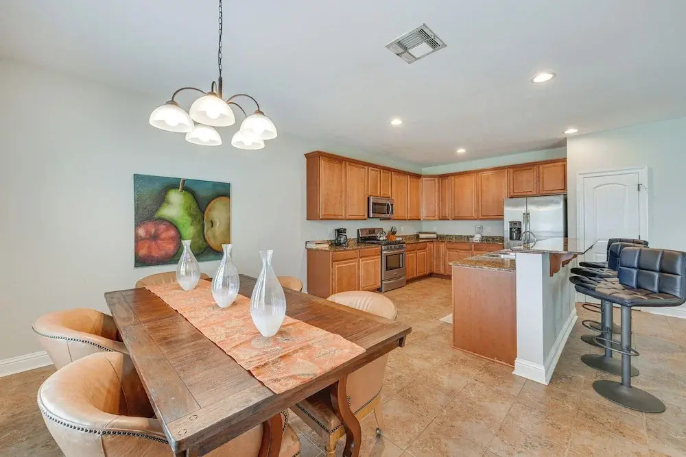 Spacious Zachary Home: 12 Mi to Baton Rouge!